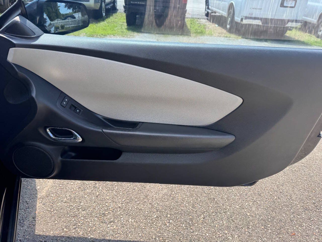 Used 2015 Chevrolet Camaro LS RWD image 39
