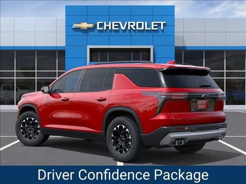 New 2027 Chevrolet Traverse Z71 w/ Enhanced Driving Package AWD/4WD image 3
