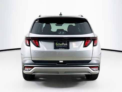 Used 2025 Hyundai Tucson SEL FWD image 7