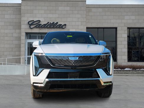 New 2025 Cadillac Escalade IQ Luxury 2 image 8