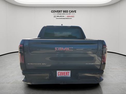 New 2026 GMC Sierra EV Elevation image 8