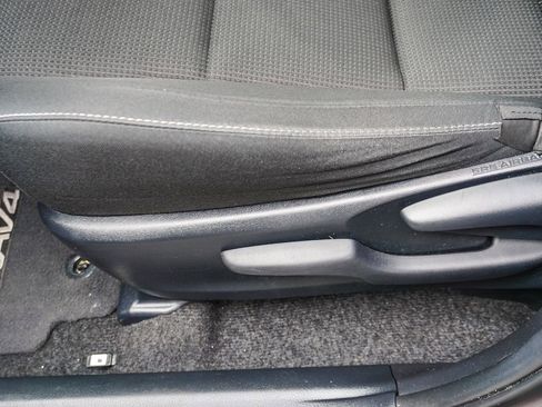 Used 2017 Toyota RAV4 XLE w/ Carpet Mat Package FWD image 20