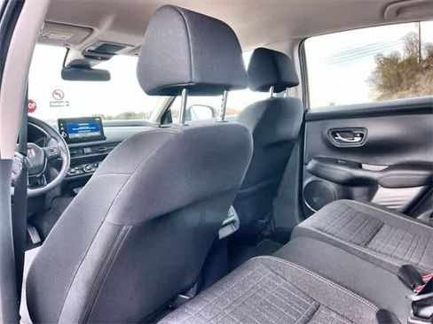 Certified 2026 Honda HR-V LX image 13