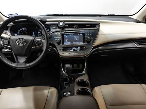 Used 2016 Toyota Avalon XLE FWD image 22