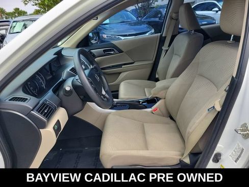 Used 2015 Honda Accord LX image 16