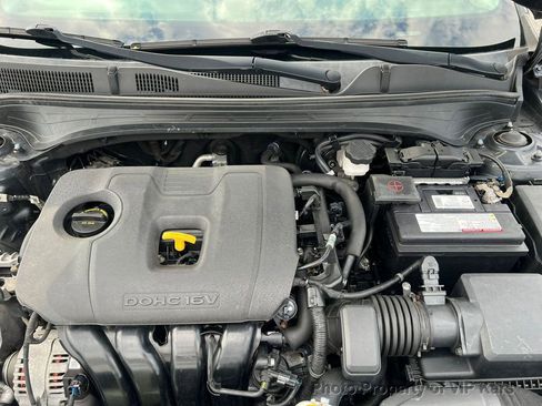 Used 2019 Kia Forte LXS image 8