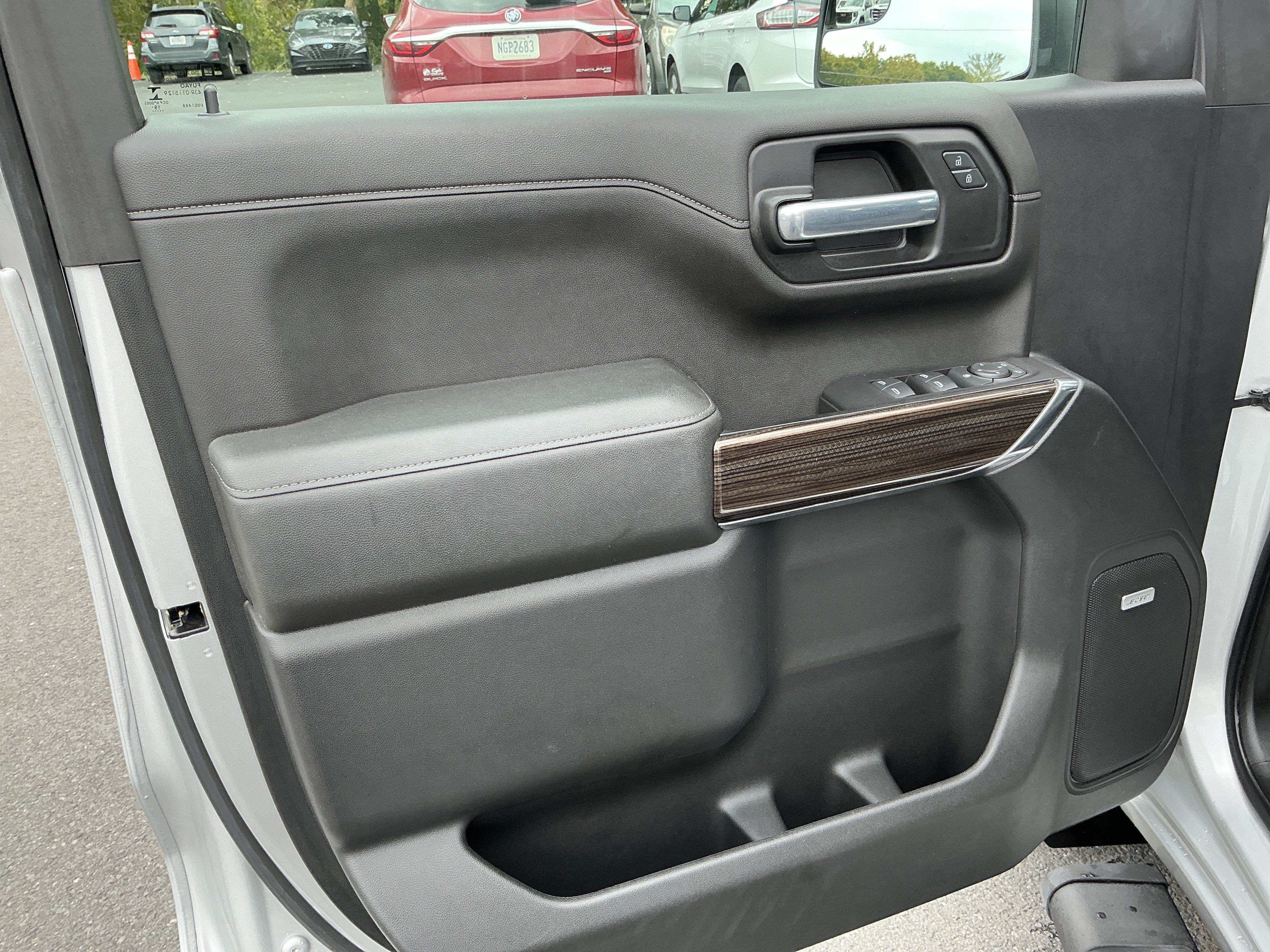 Used 2020 Chevrolet Silverado 1500 RST AWD/4WD image 13
