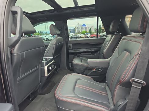Used 2023 Ford Expedition Limited AWD/4WD image 17