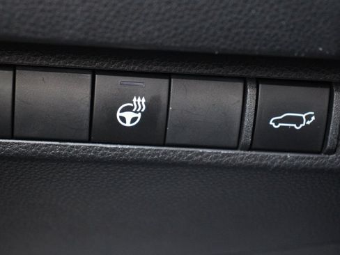 Certified 2025 Toyota RAV4 SE w/ Convenience Package image 29