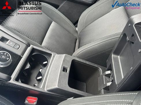 Used 2022 Mitsubishi Outlander ES AWD/4WD image 35