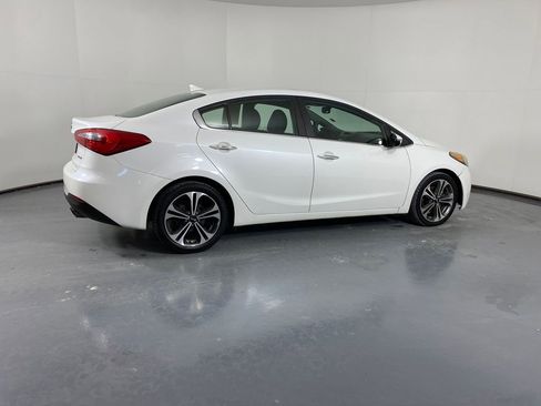 Used 2016 Kia Forte EX w/ EX Premium Package image 6