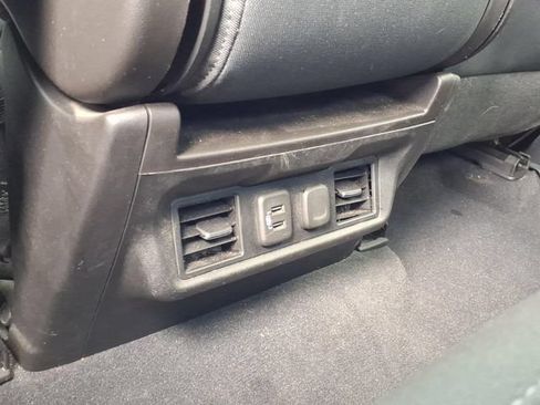 Used 2019 GMC Sierra 1500 Elevation w/ Elevation Value Package AWD/4WD image 11