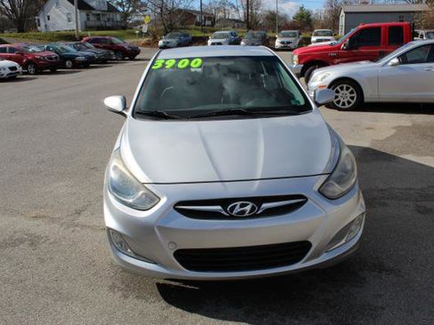 Used 2013 Hyundai Accent GLS w/ Premium Pkg image 5