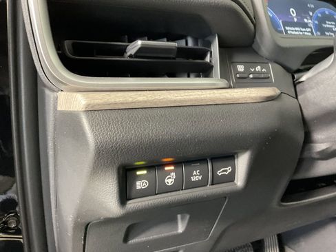 New 2026 Toyota Grand Highlander Limited image 17