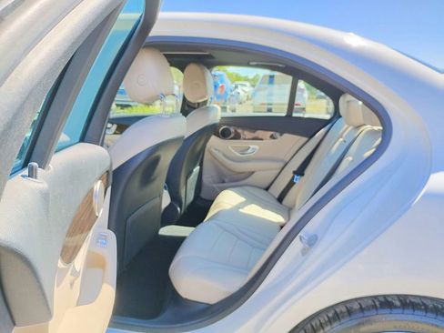 Used 2018 Mercedes-Benz C 300 Sedan image 30