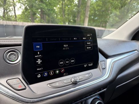 Used 2025 Chevrolet Blazer LT FWD image 20