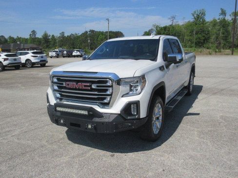 Used 2022 GMC Sierra 1500 SLT w/ SLT Convenience Package image 2