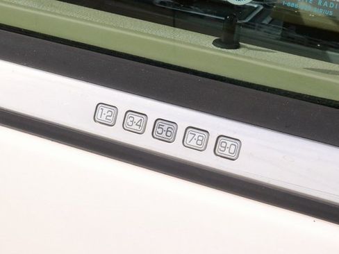 Used 2017 Ford Expedition EL Limited w/ Equipment Group 301A image 10