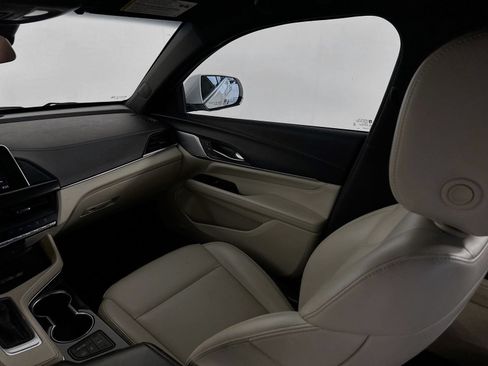 Used 2022 Cadillac CT4 Luxury w/ Sun And Sound Package RWD image 23