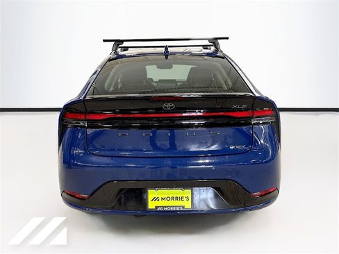 Used 2023 Toyota Prius XLE image 6