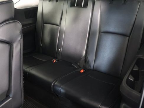 Used 2024 Toyota Grand Highlander Limited image 21