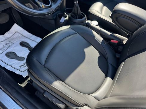 Used 2019 MINI Cooper Convertible image 37