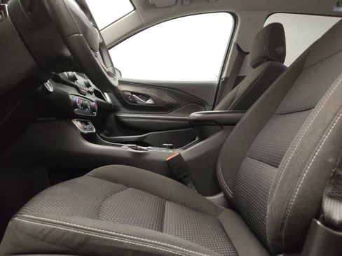 Used 2023 GMC Terrain SLE w/ Driver Convenience Package FWD image 17