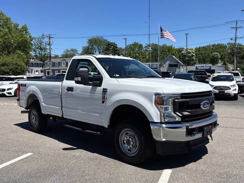 Used 2022 Ford F250 XL w/ Power Equipment Group AWD/4WD image 3
