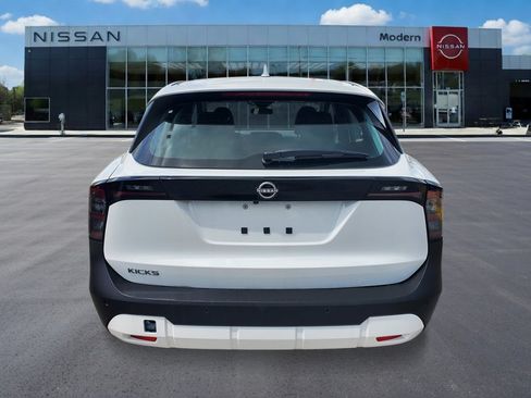 New 2026 Nissan Kicks S FWD image 5