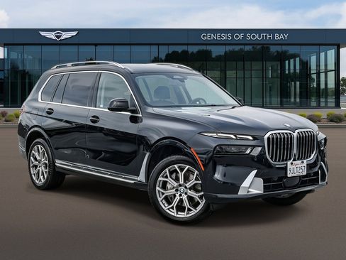 Used 2024 BMW X7 xDrive40i image 1