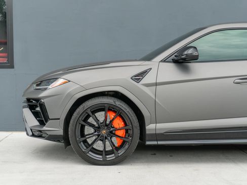 Used 2023 Lamborghini Urus S AWD/4WD image 17