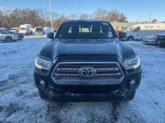Used 2016 Toyota Tacoma TRD Off-Road video 2