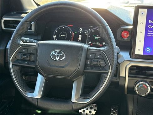 Used 2024 Toyota Tacoma TRD Sport image 15