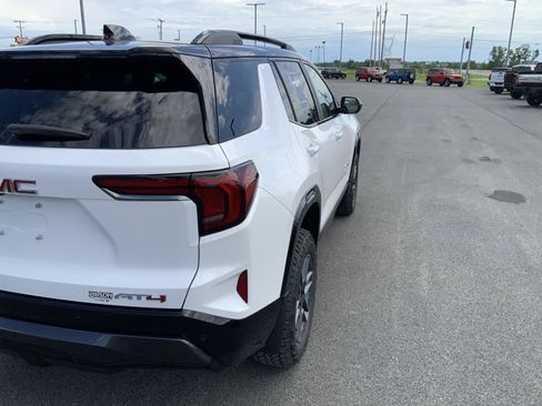 New 2026 GMC Terrain AT4 w/ LPO, Floor Liner Package AWD/4WD image 18