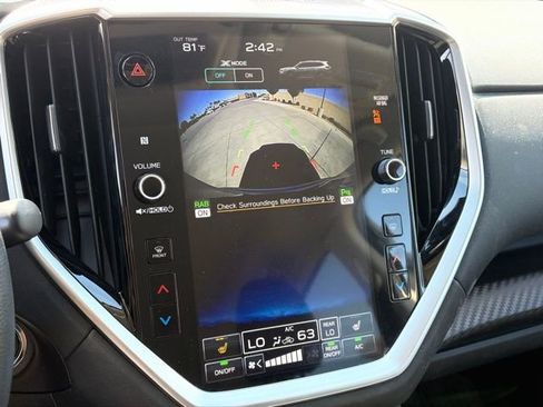 Used 2025 Subaru Ascent Premium image 17