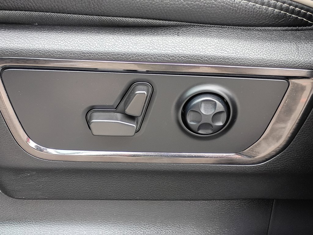 Used 2022 RAM 1500 Limited w/ Body-Colour Bumper Group AWD/4WD image 21