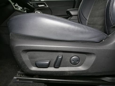 Used 2024 Mitsubishi Outlander SE AWD/4WD image 38