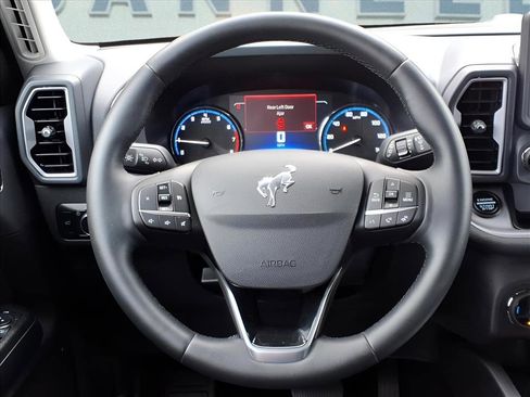 Used 2024 Ford Bronco Sport Outer Banks image 14