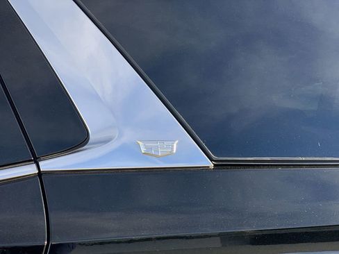 Certified 2023 Cadillac Escalade Premium Luxury image 30