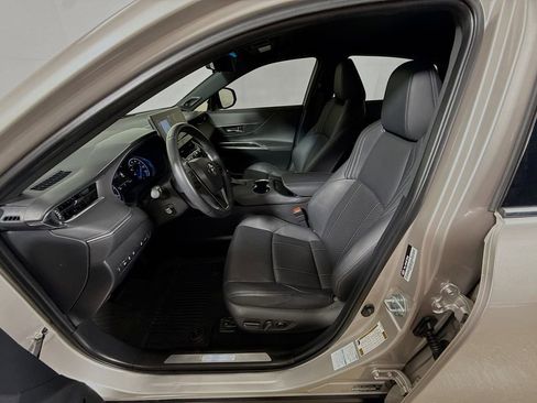 Certified 2021 Toyota Venza Limited w/ Advanced Technology Package AWD/4WD image 18
