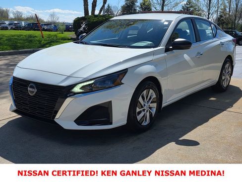Certified 2025 Nissan Altima 2.5 S FWD image 7