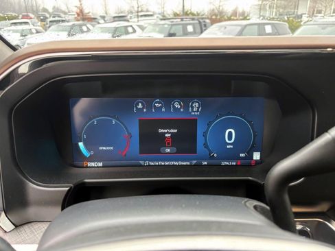 Used 2024 Ford F350 King Ranch w/ FX4 Off-Road Package image 16