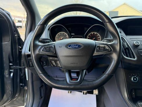 Used 2018 Ford Focus ST image 13