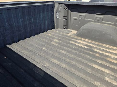 Used 2020 Chevrolet Silverado 1500 Custom w/ Custom Value Package RWD image 14