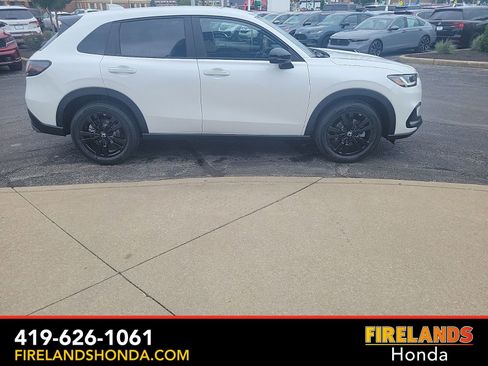 New 2026 Honda HR-V Sport image 4