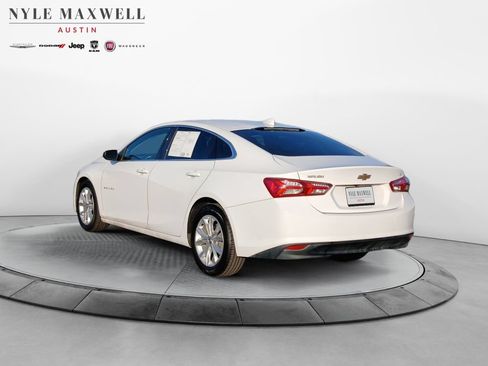 Used 2020 Chevrolet Malibu LT FWD image 14