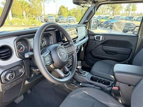 New 2026 Jeep Gladiator Sport image 21