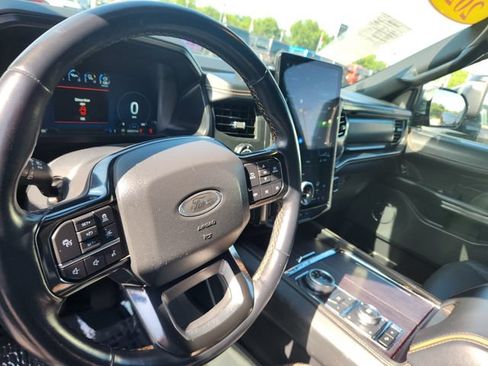 Used 2022 Ford Expedition Max Platinum AWD/4WD image 16