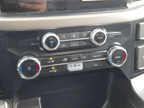 Used 2024 Ford F150 XLT w/ Mobile Office Package image 28