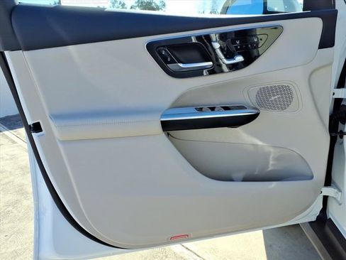 New 2026 Mercedes-Benz GLC 300 GLC 300 image 12